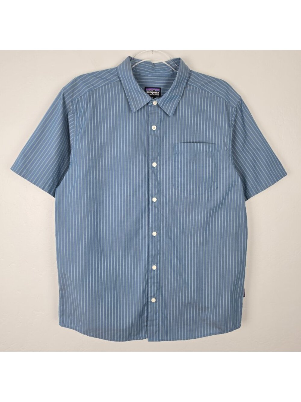 Patagonia Fezzman Button Shirt Short Sleeve Organic Cotton Striped Blue Size M